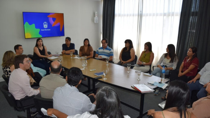 reunion_salon_de_acuerdos